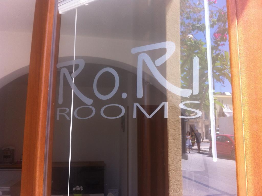 Ro.Ri. Rooms サン・ヴィート・ロ・カーポ エクステリア 写真